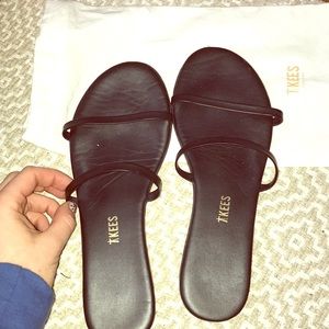 Tkees Gemma Sandal in Black 🖤FREE SHIPPING🖤